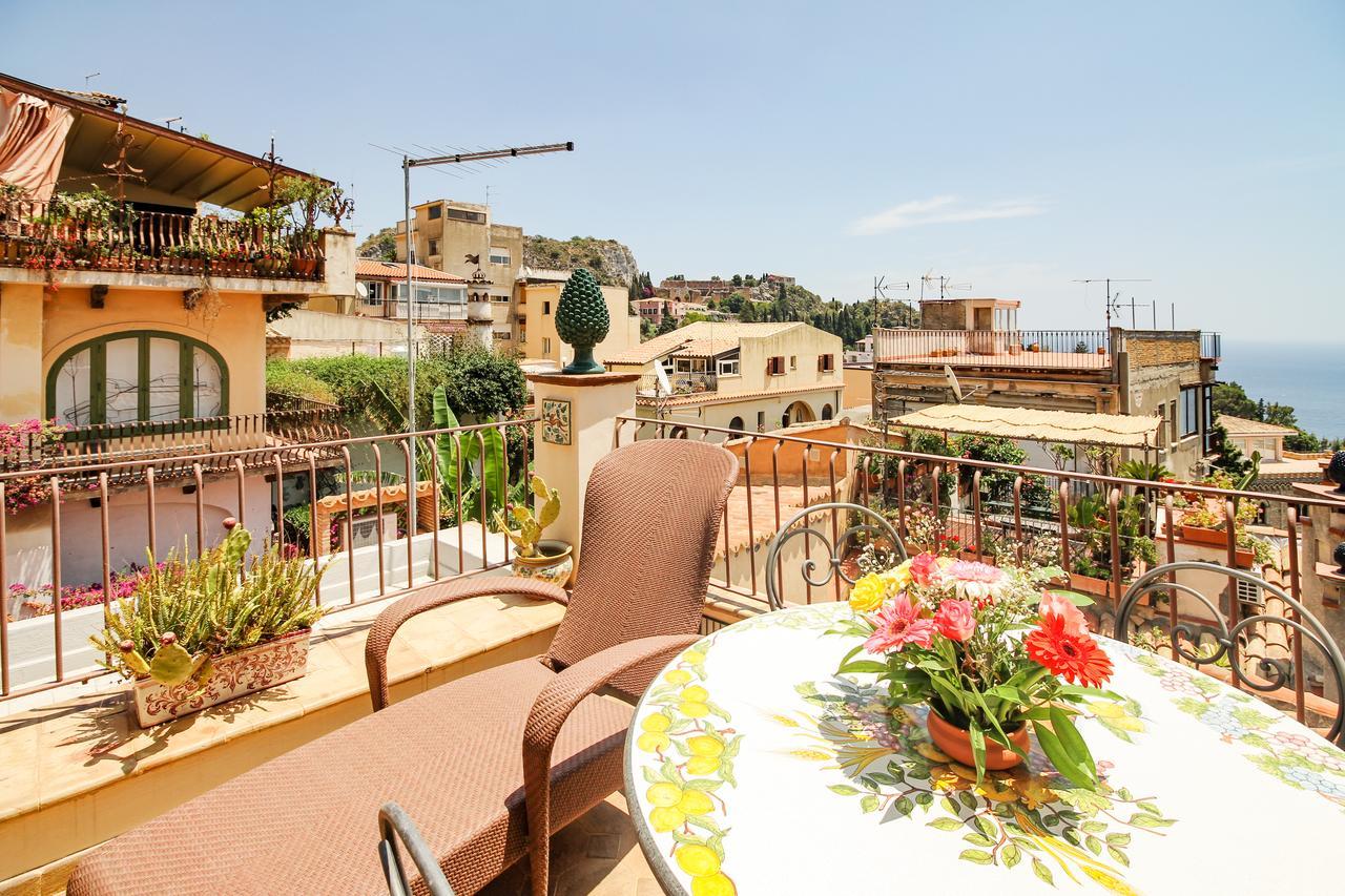 Ferienwohnung The Charme Of Sicily Taormina Exterior foto